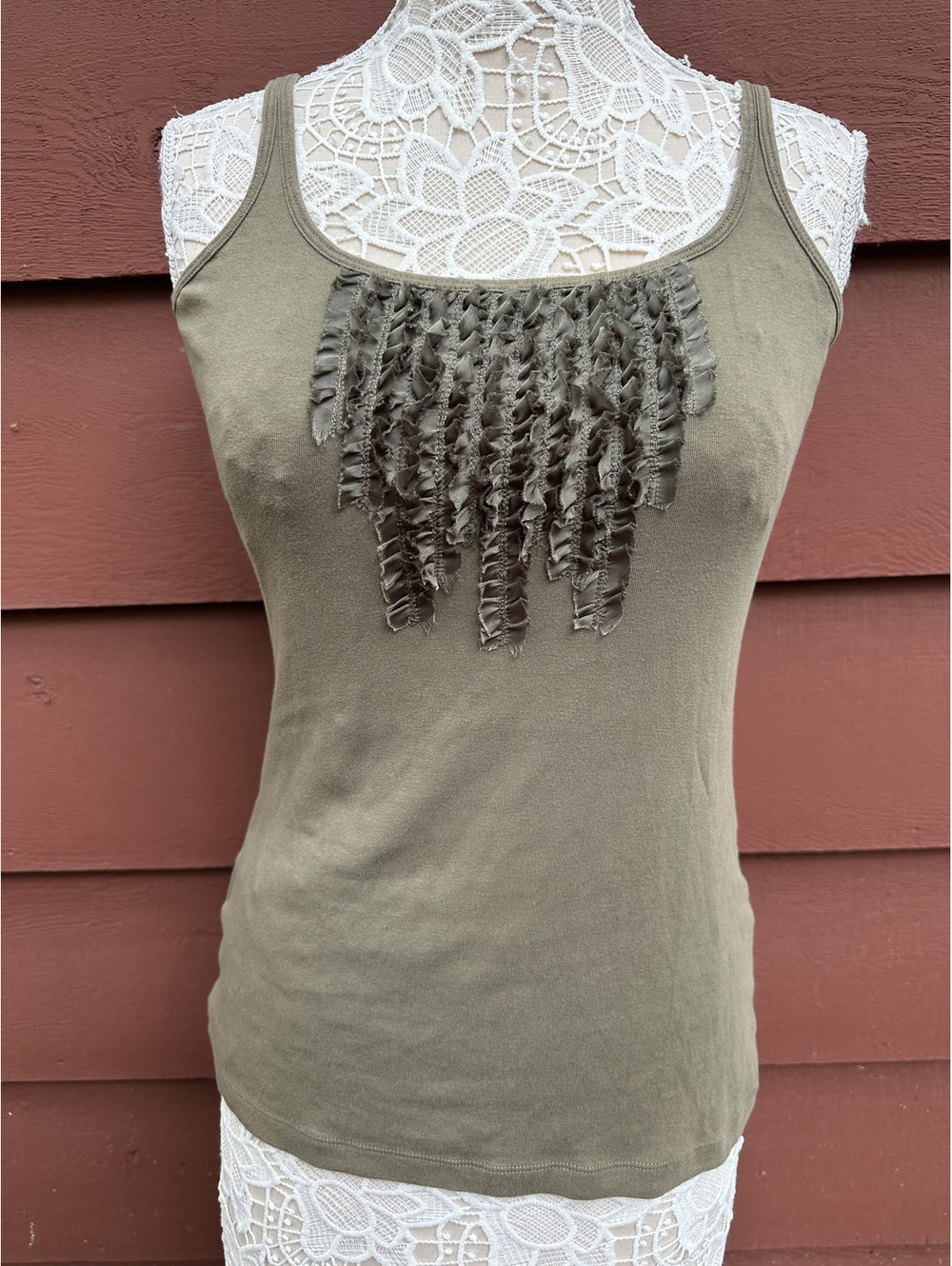 Eddie Bauer Olive Green Ruffle‎ Detail Tank Top Casual Chic Summer Layered
